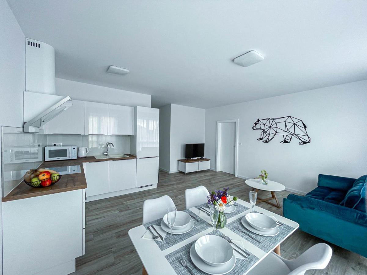 Lawis Apartments Poprad Exterior foto