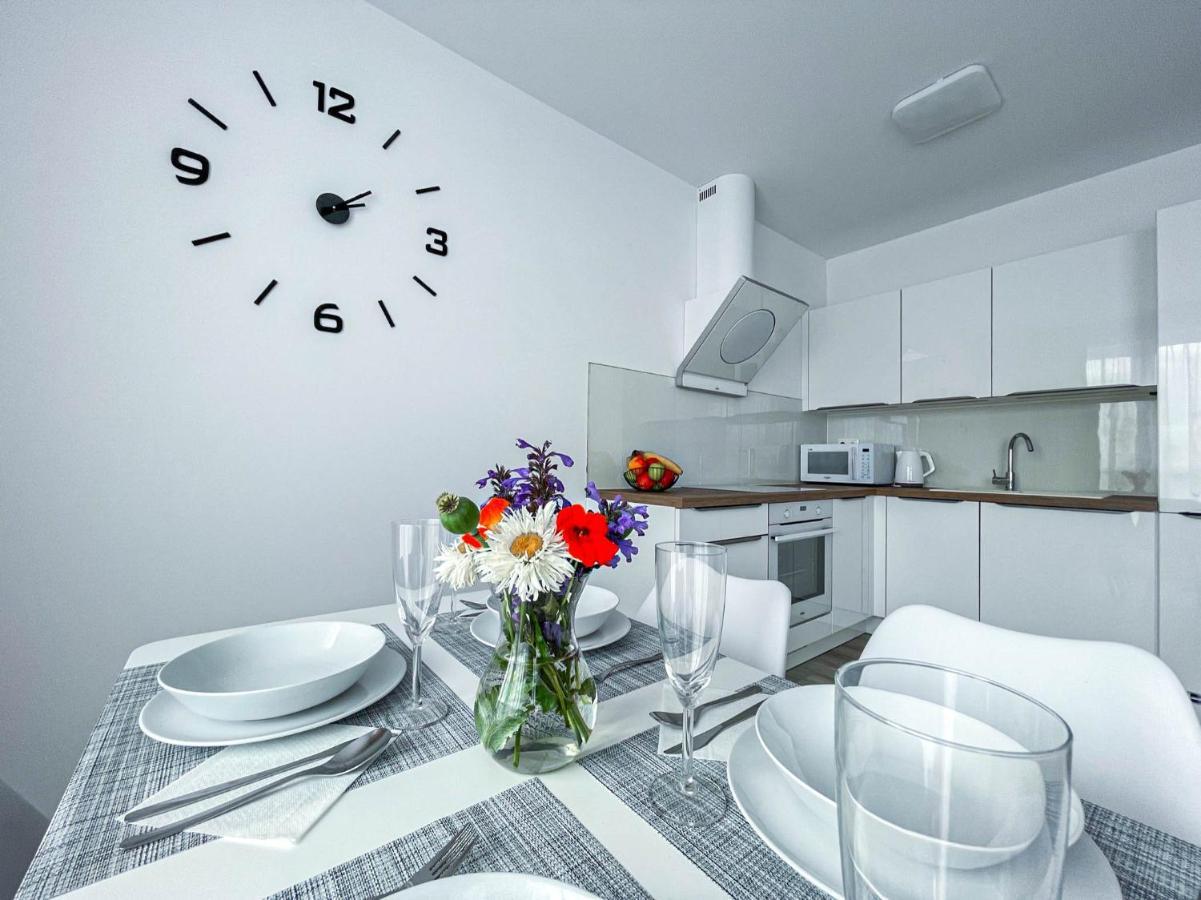 Lawis Apartments Poprad Exterior foto