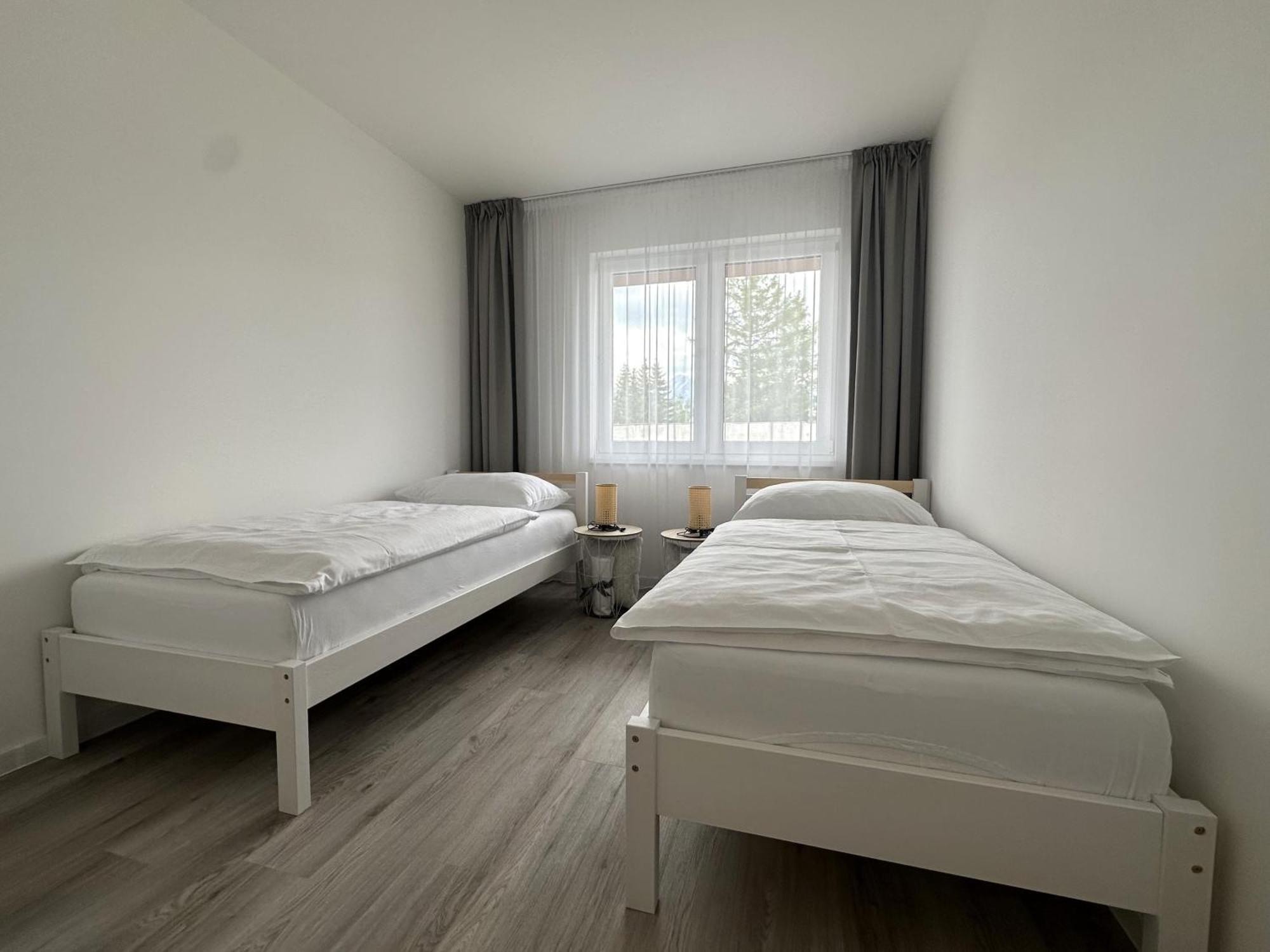 Lawis Apartments Poprad Exterior foto
